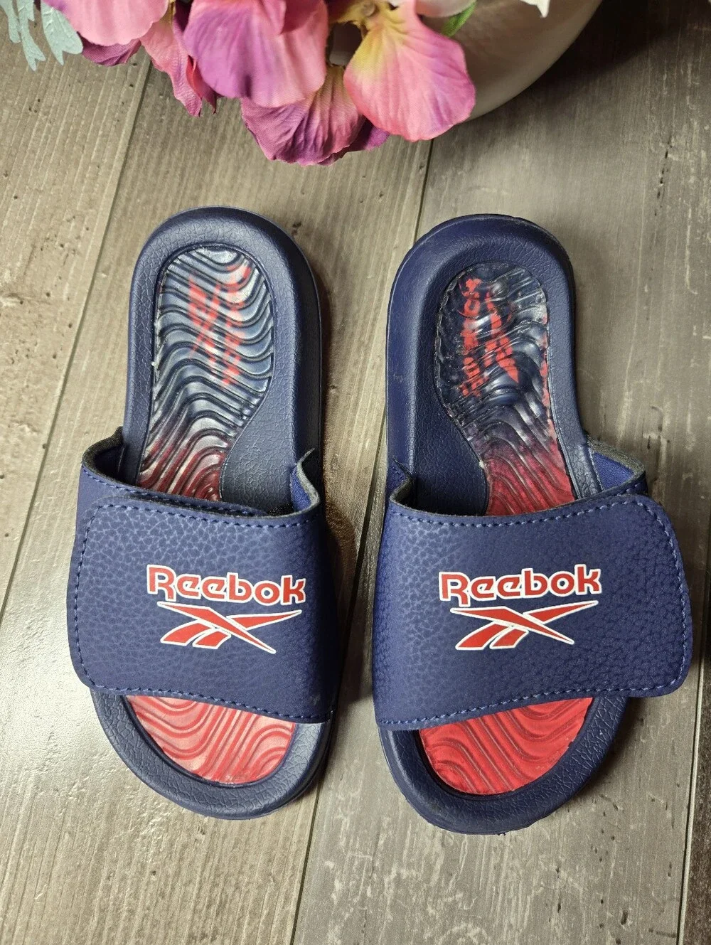 Reebok Kids Navy & Red Slide Sandals – Size 1 Little Boy